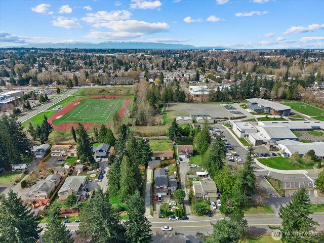 11814 Meridian Avenue S, Everett, WA 98208