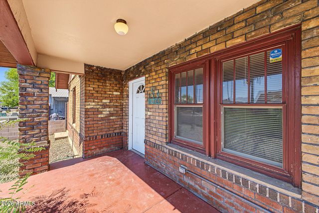 1626 W TAYLOR Street, Phoenix, AZ 85007