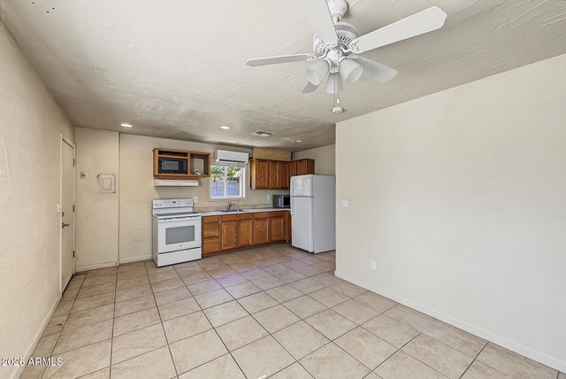 1626 W TAYLOR Street, Phoenix, AZ 85007