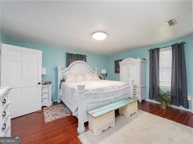 2075 Sylvia Lane, Waycross, GA 31503