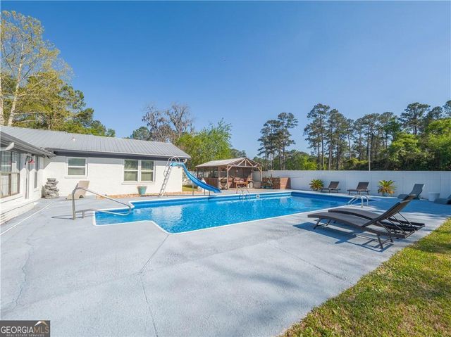 2075 Sylvia Lane, Waycross, GA 31503