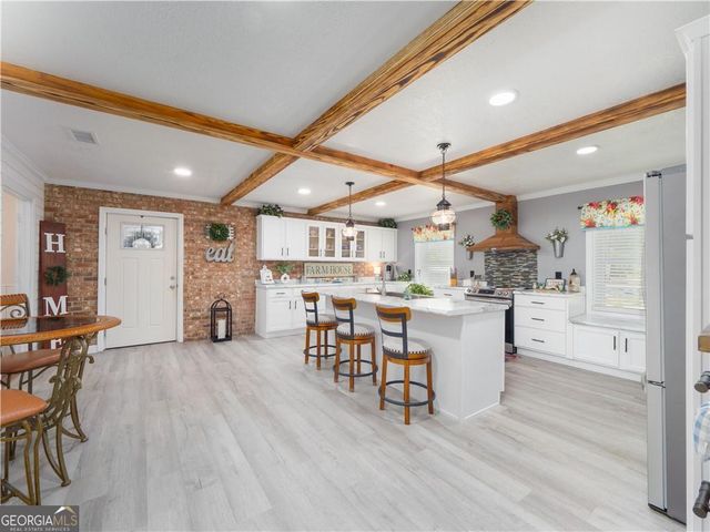 2075 Sylvia Lane, Waycross, GA 31503
