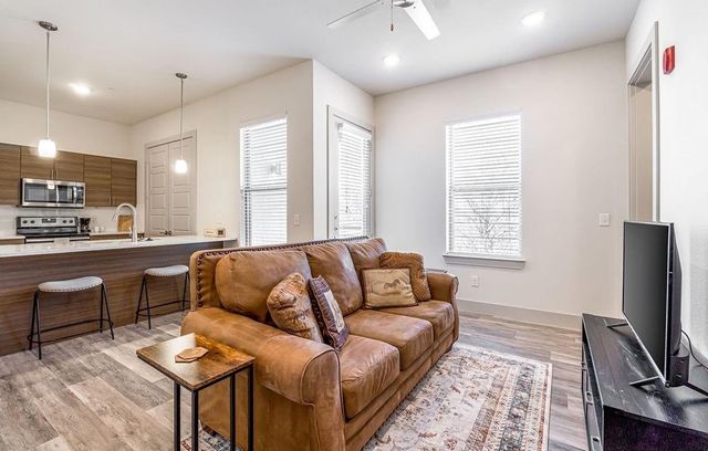 2712 Wingate Street 308, Fort Worth, TX 76107