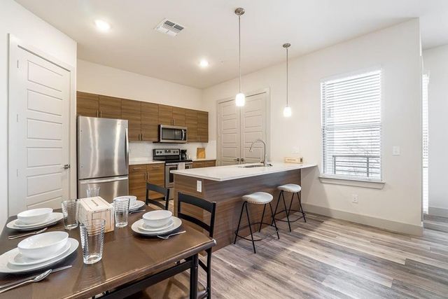2712 Wingate Street 308, Fort Worth, TX 76107