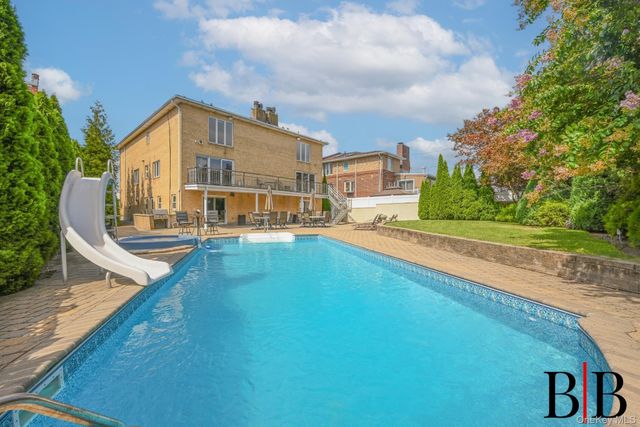 2017 E 74th Street, Brooklyn, NY 11234