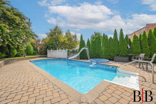 2017 E 74th Street, Brooklyn, NY 11234