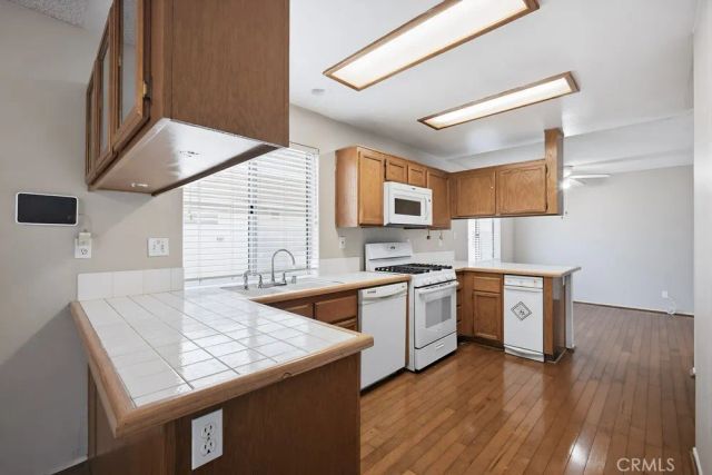 1856 Avenida San Sebastian, Perris, CA 92571