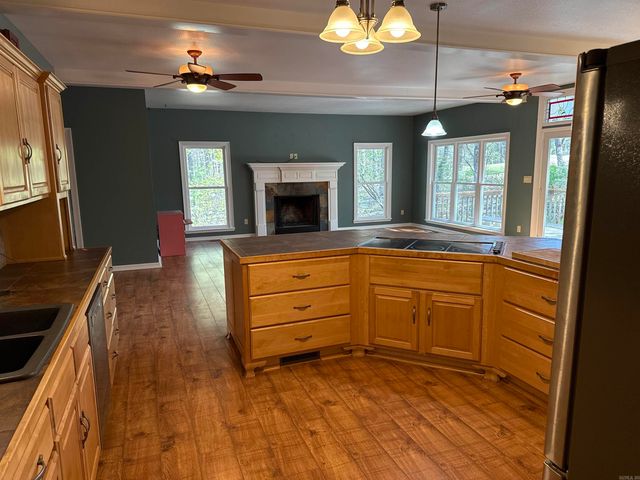 233 Rock Hill Road, Fairfield Bay, AR 72088