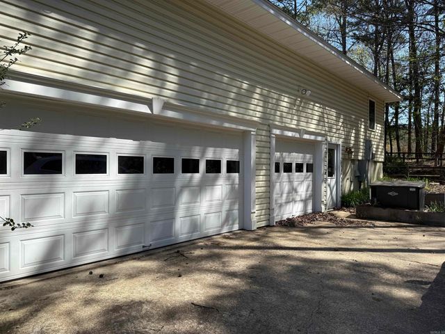 233 Rock Hill Road, Fairfield Bay, AR 72088