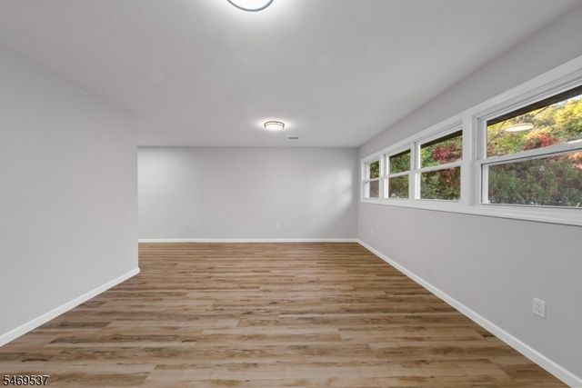 9 Shelley Ter, West Orange Twp., NJ 07052