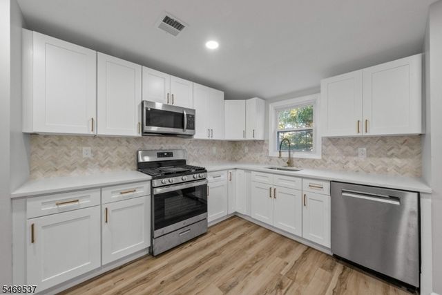 9 Shelley Ter, West Orange Twp., NJ 07052