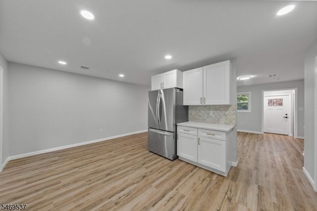 9 Shelley Ter, West Orange Twp., NJ 07052