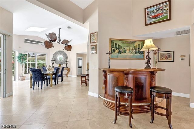4403 SE 11th PL, Cape Coral, FL 33904