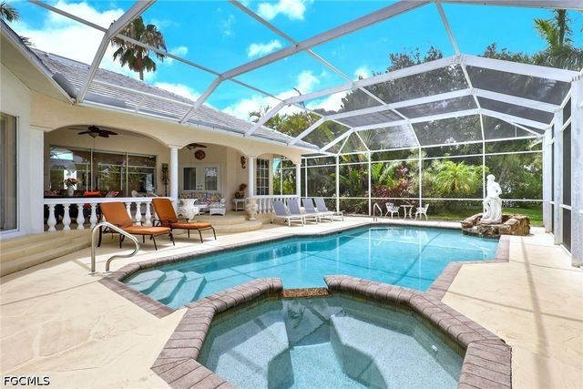 4403 SE 11th PL, Cape Coral, FL 33904