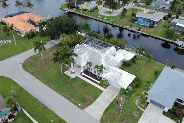 4403 SE 11th PL, Cape Coral, FL 33904