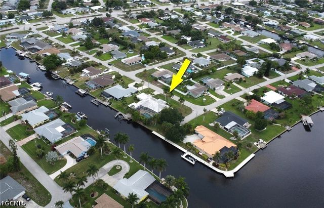 4403 SE 11th PL, Cape Coral, FL 33904