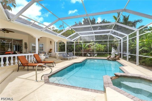 4403 SE 11th PL, Cape Coral, FL 33904