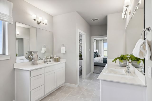 799 Ivy Trail, Lavon, TX 75166