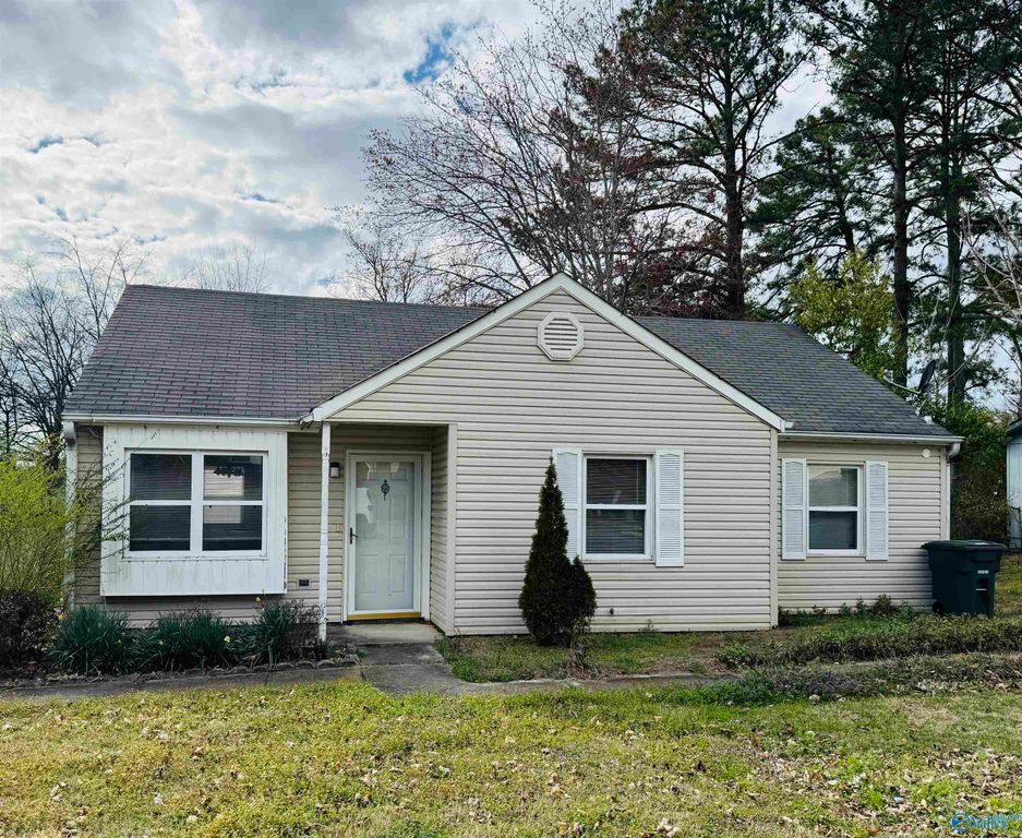 13900 Wyandotte Drive, Huntsville, AL 35803