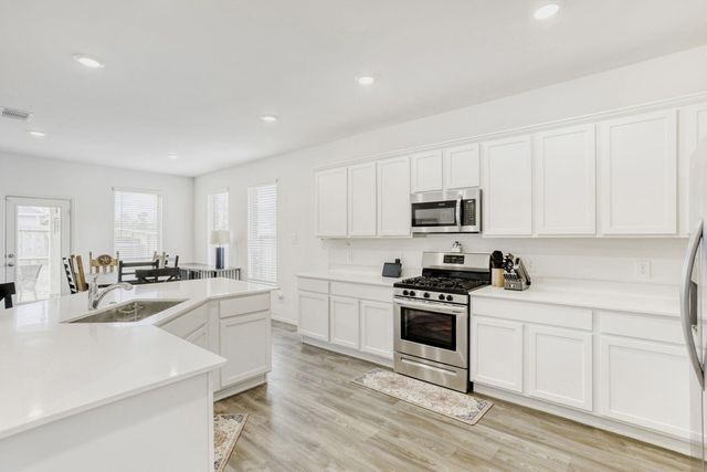 202 Augustine Way, Magnolia, TX 77354