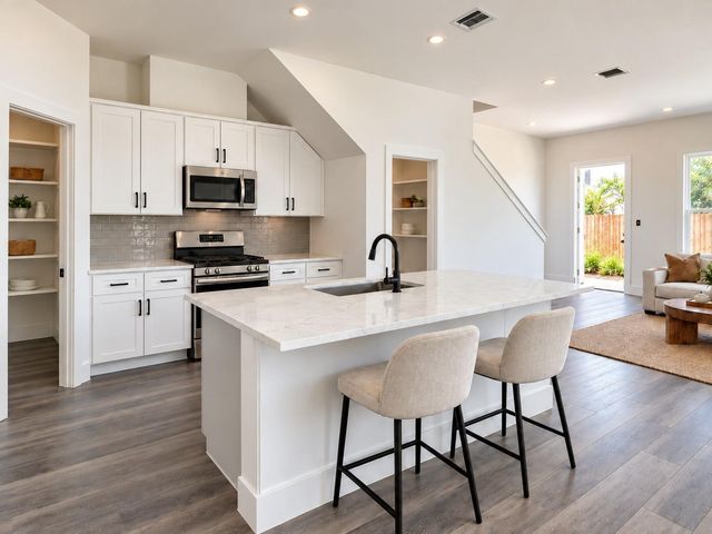 6033 Beall Street, Houston, TX 77091