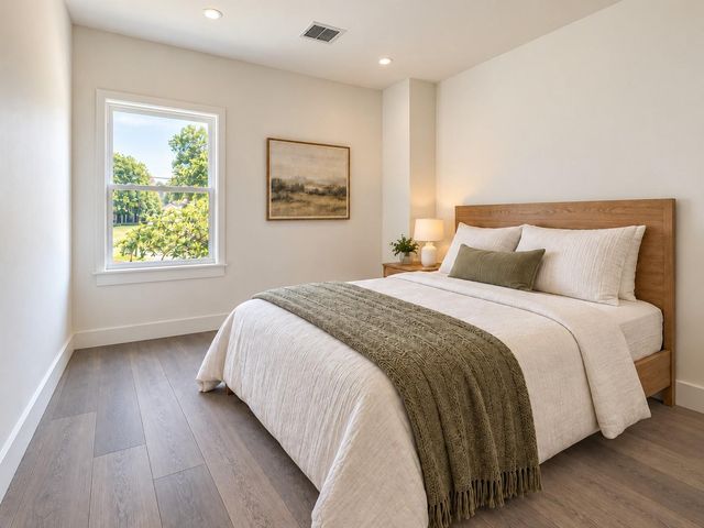 6033 Beall Street, Houston, TX 77091