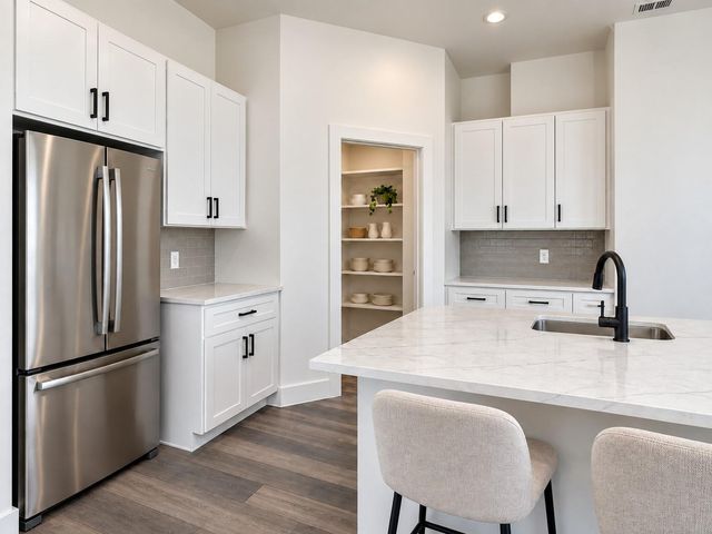 6033 Beall Street, Houston, TX 77091