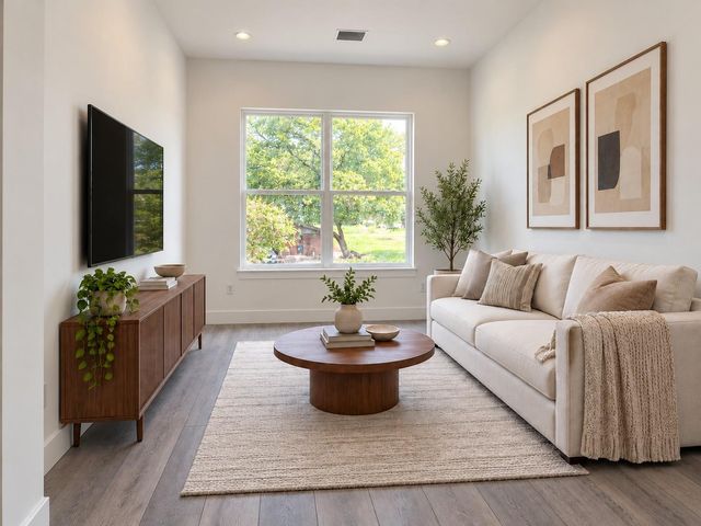 6033 Beall Street, Houston, TX 77091