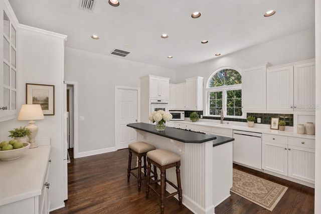 3915 SW 95TH TERRACE, Gainesville, FL 32608