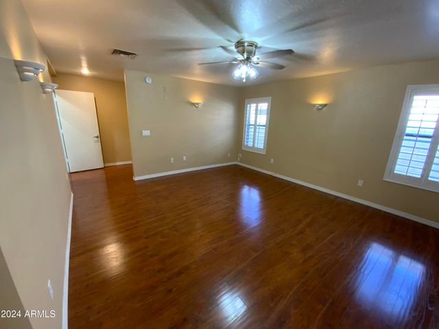 1513 E MINERAL Road, Gilbert, AZ 85234