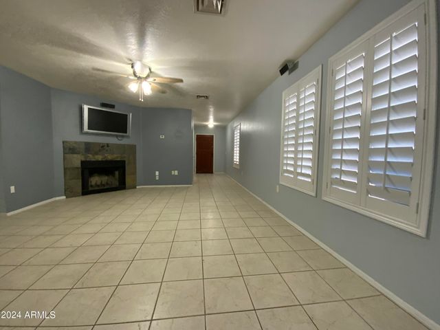 1513 E MINERAL Road, Gilbert, AZ 85234