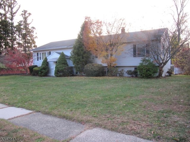 37 Atwood Pl, Wayne Twp., NJ 07470