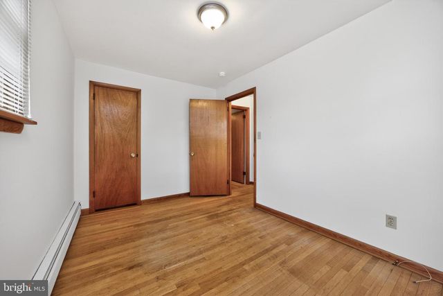 234 W CHESTNUT ST, Souderton, PA 18964