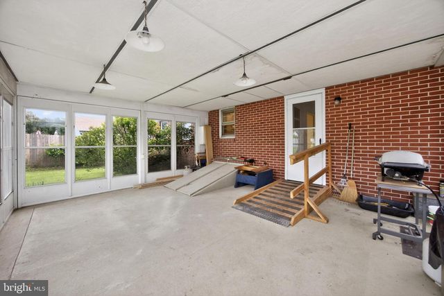 234 W CHESTNUT ST, Souderton, PA 18964