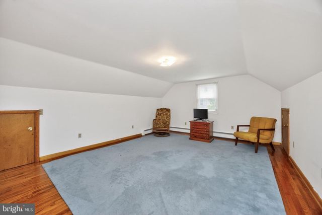 234 W CHESTNUT ST, Souderton, PA 18964