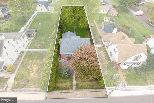 234 W CHESTNUT ST, Souderton, PA 18964
