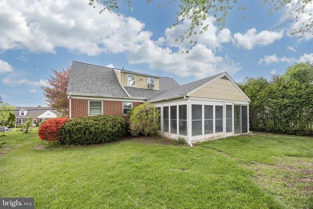 234 W CHESTNUT ST, Souderton, PA 18964