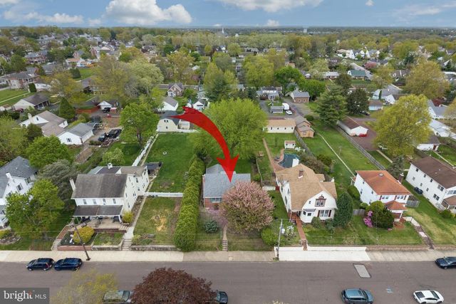 234 W CHESTNUT ST, Souderton, PA 18964