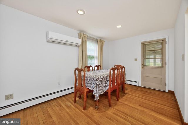 234 W CHESTNUT ST, Souderton, PA 18964