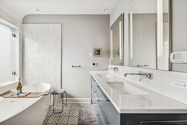 Address unavailable.