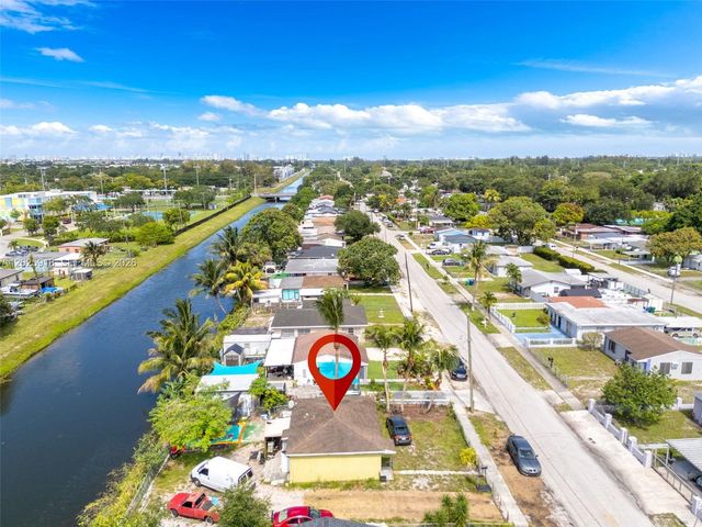 2365 NW 155th St, Miami Gardens, FL 33054