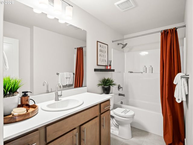 932 Sw Lockley Ter, Beaverton, OR 97003