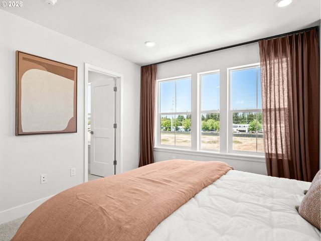 932 Sw Lockley Ter, Beaverton, OR 97003