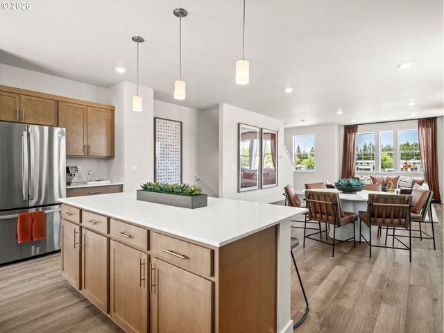 932 Sw Lockley Ter, Beaverton, OR 97003