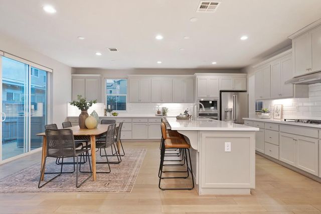 2230 Cannery Loop, Davis, CA 95616