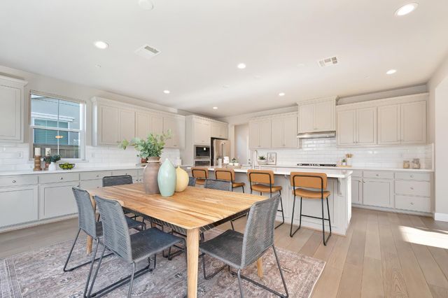 2230 Cannery Loop, Davis, CA 95616