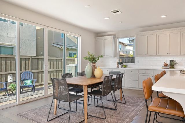 2230 Cannery Loop, Davis, CA 95616