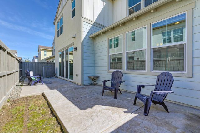 2230 Cannery Loop, Davis, CA 95616