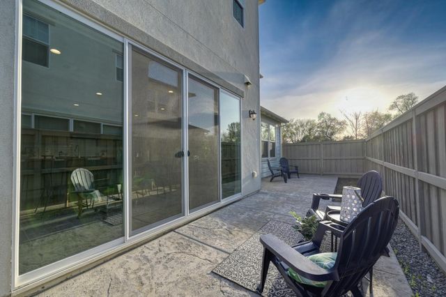 2230 Cannery Loop, Davis, CA 95616