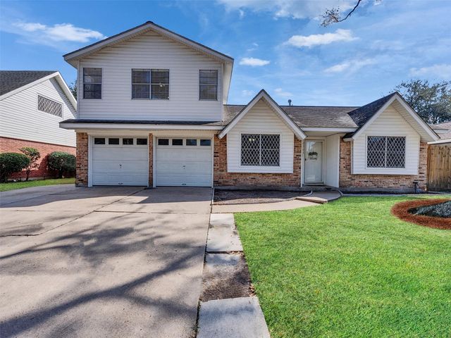 2305 Peach Lane, Pasadena, TX 77502